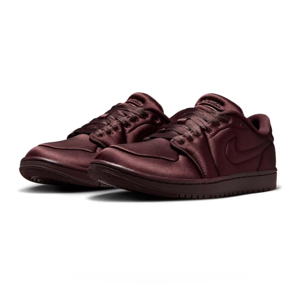 Sz. 9.5 Women’s Air Jordan 1 Low MM (Method of Make) 'Satin Earth' with box.
